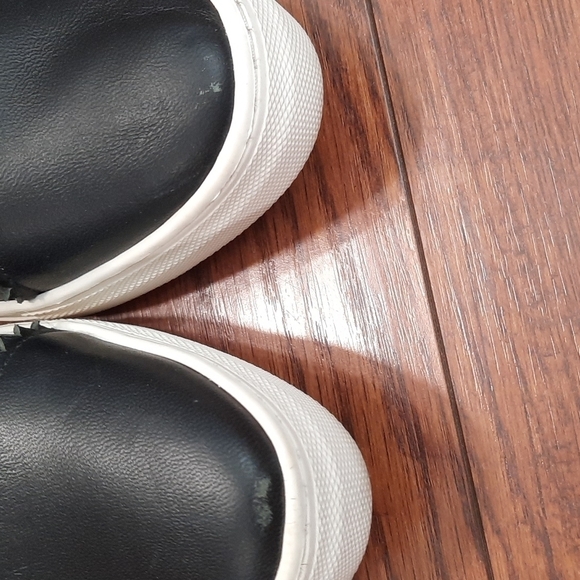 Seychelles Laser Cut Wheelhouse Slip On Sneakers - Picture 5 of 6